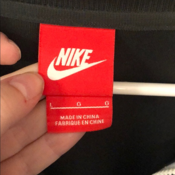 New w/o tags Men’s Nike Zip-up (L) - Picture 2 of 3